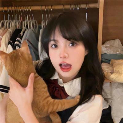 蓝色长袍